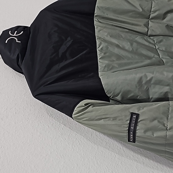 Perry Ellis Portfolio Men's Reversible Down Feather Puffer Jacket Black Size XL - Picture 6 of 12